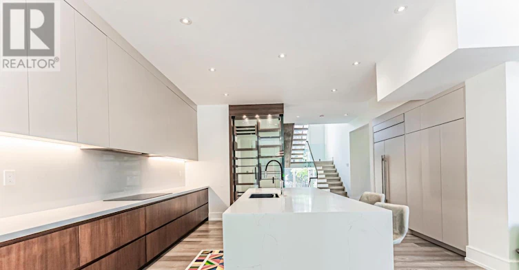 19 Fifeshire Road, Toronto, ON, M2L 2G4 - 12