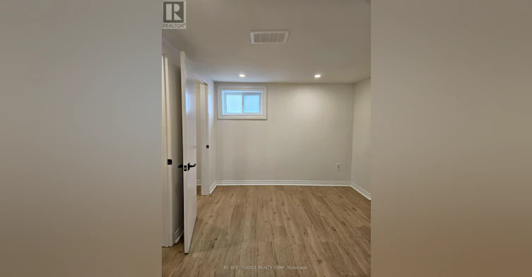 LOWER-45 Mayall Avenue, Toronto, ON, M3L 1E7 - 17