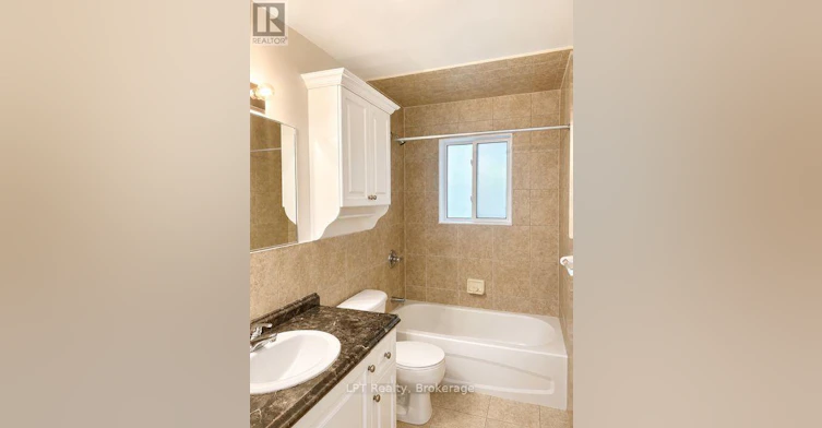201-208 Centre Street S, Oshawa, ON, L1H 4A9 - 11
