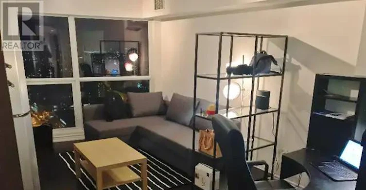 2406-386 Yonge Street, Toronto, ON, M5B 0A5 - 3