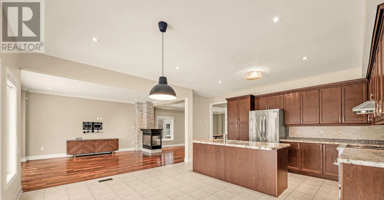 111 Lealinds Road, Vaughan, ON, L6A 4L4 - 6