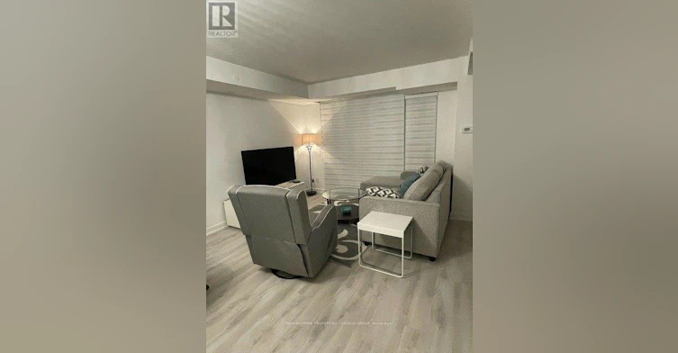 TH 109-106 Varna Drive, Toronto, ON, M6H 0C8 - 7