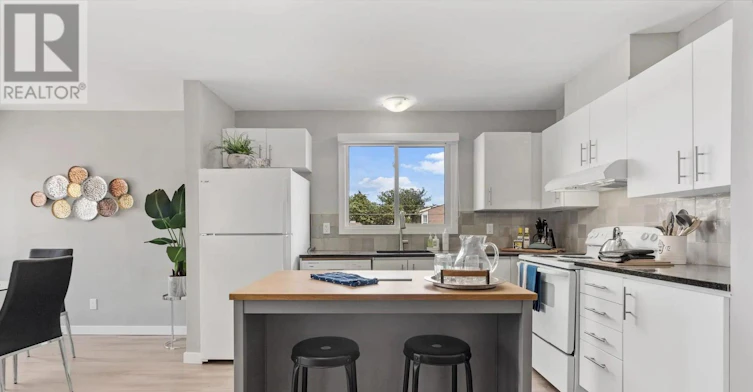 17-9 Majestic Drive, Ottawa, ON, K2G 1C5 - 2