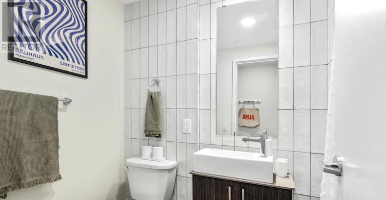 R1002-256 Rideau Street, Ottawa, ON, K1N 5Y3 - 11