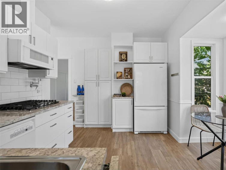 524 Second Street, Nelson, BC, V1L 2L5 - 42