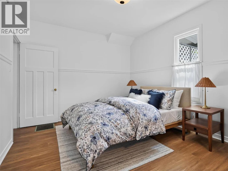 524 Second Street, Nelson, BC, V1L 2L5 - 50