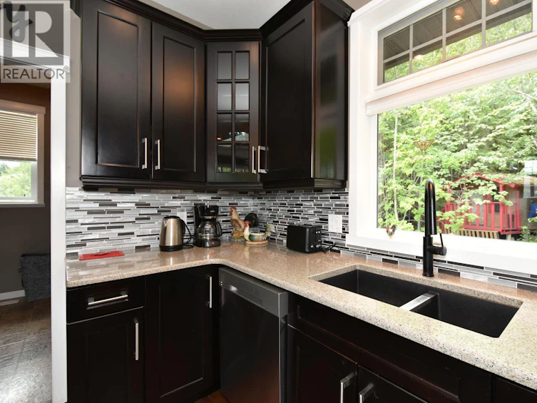 2127 W Pleasant Dale Road, Blind Bay, BC, V0E 2W1 - 24