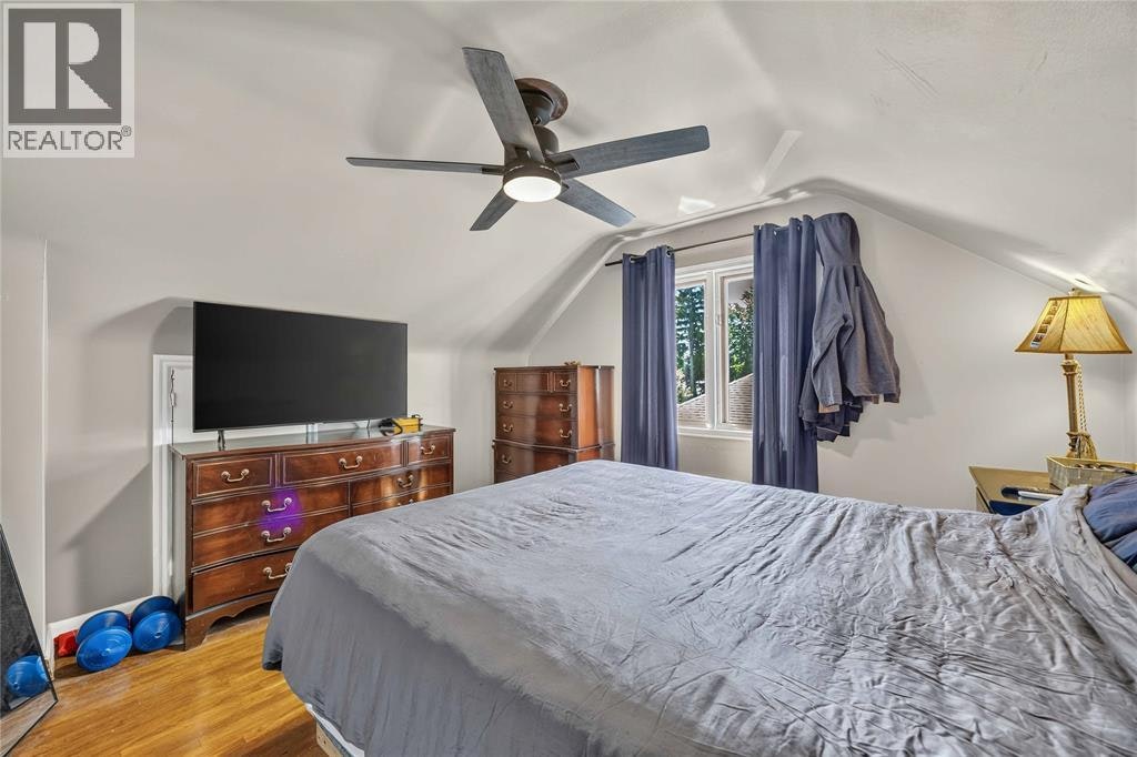 582 Superior Street, Sarnia, ON, N7T 7E6 - 16