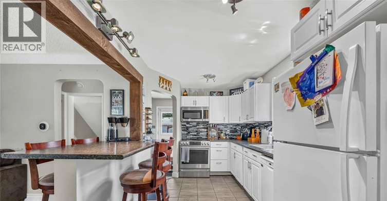 582 Superior Street, Sarnia, ON, N7T 7E6 - 6
