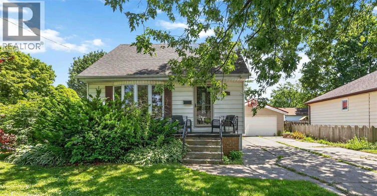 582 Superior Street, Sarnia, ON, N7T 7E6
