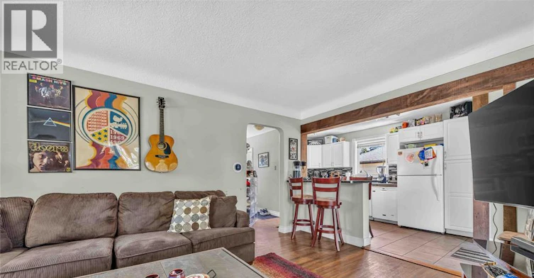 582 Superior Street, Sarnia, ON, N7T 7E6 - 5