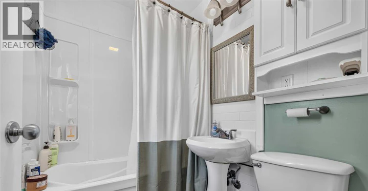 582 Superior Street, Sarnia, ON, N7T 7E6 - 11
