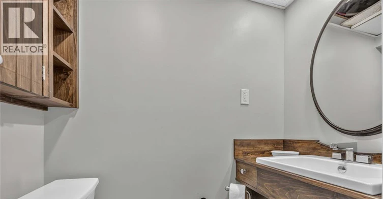 582 Superior Street, Sarnia, ON, N7T 7E6 - 23