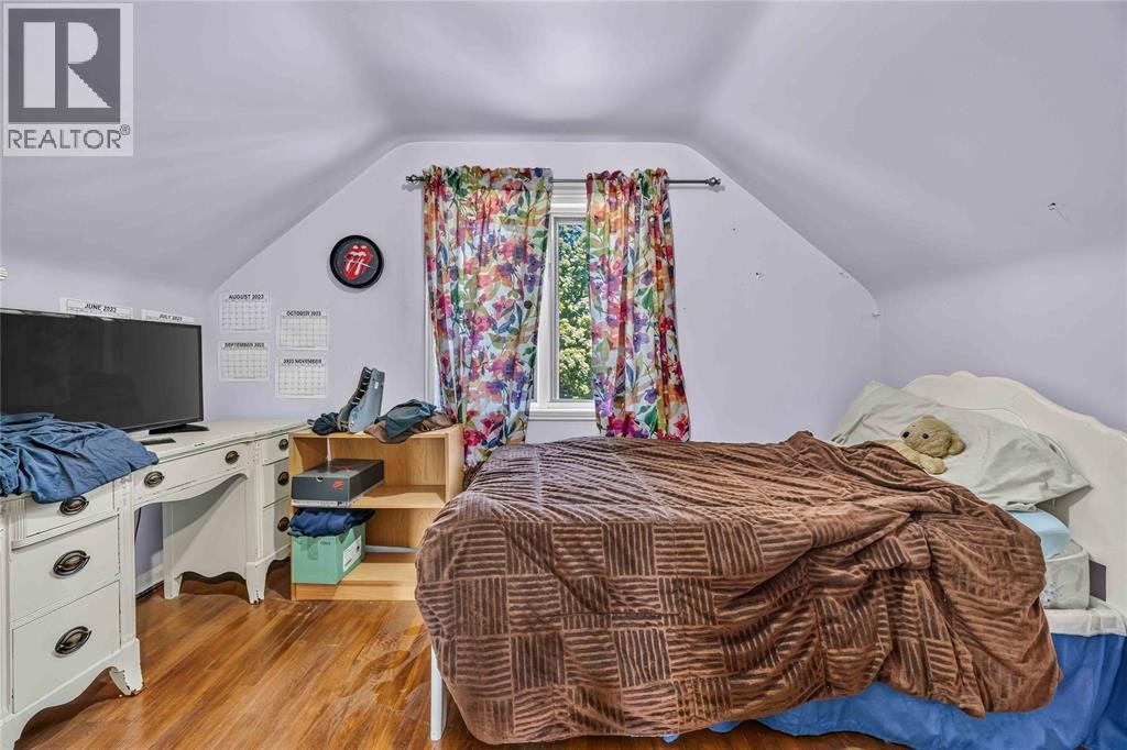 582 Superior Street, Sarnia, ON, N7T 7E6 - 12