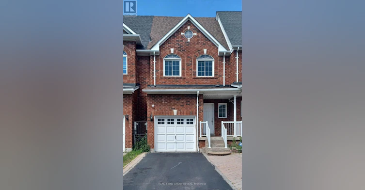107 Dooley Crescent, Ajax, ON, L1T 4J3