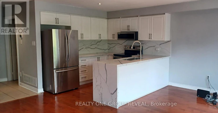 107 Dooley Crescent, Ajax, ON, L1T 4J3 - 3
