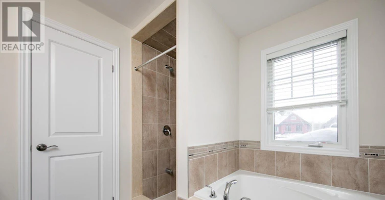 56 Walker Boulevard, New Tecumseth, ON, L9R 0N3 - 25