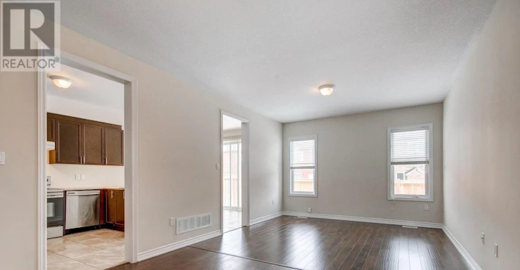 56 Walker Boulevard, New Tecumseth, ON, L9R 0N3 - 7