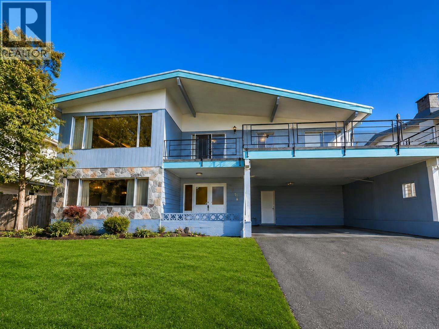 6096 Service Street, Burnaby, BC, V5H 1V8