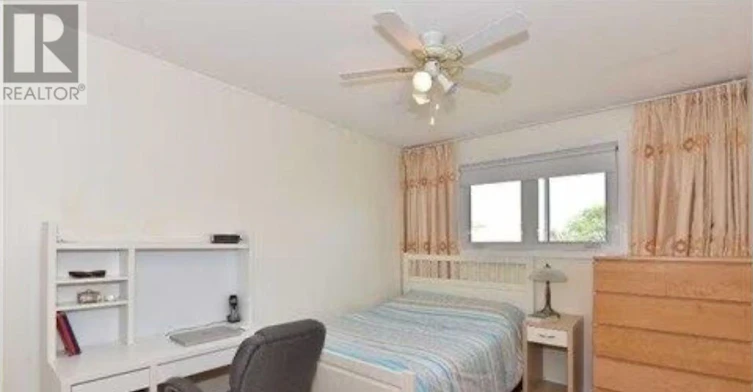 UPPER-267 Cherokee Boulevard, Toronto, ON, M2H 2J9 - 7