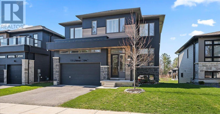 118 Berkely Street, Wasaga Beach, ON, L9Z 0K5