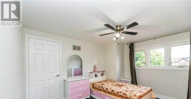 18 Omega Square, Brampton, ON, L6Z 1K5 - 15