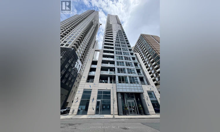 1801-21 Balmuto Street