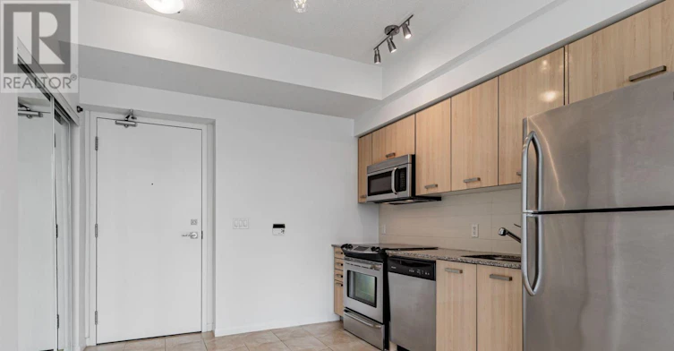 2409-832 Bay Street, Toronto, ON, M5S 1Z6 - 6