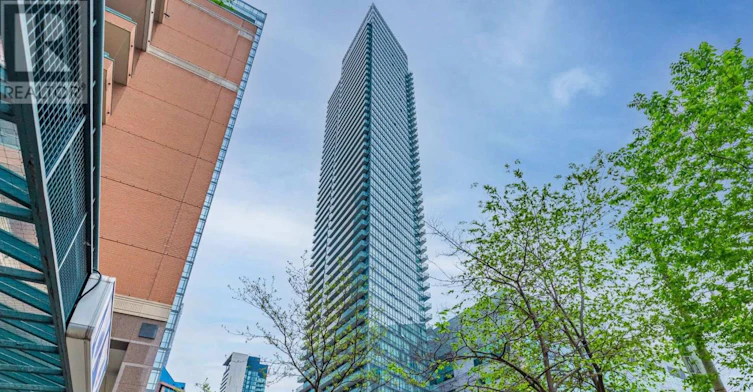 2409-832 Bay Street, Toronto, ON, M5S 1Z6