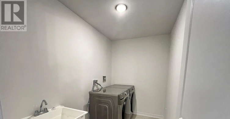 8 Brofarm Lane, Whitchurch-Stouffville, ON, L4A 5G2 - 21