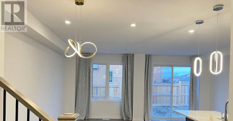 8 Brofarm Lane, Whitchurch-Stouffville, ON, L4A 5G2 - 7