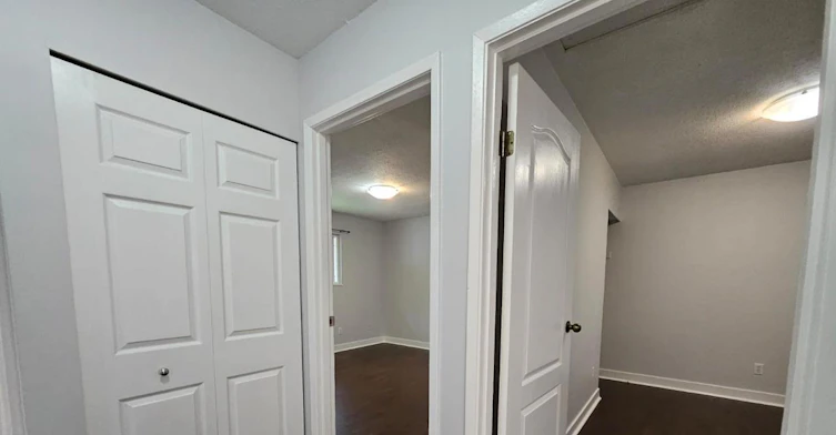 15118 91a Avenue, Surrey, BC, V3R 6X1 - 11