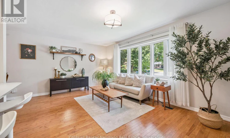 175 Woodville Place