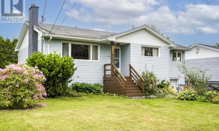 122 Sunnybrae Avenue
