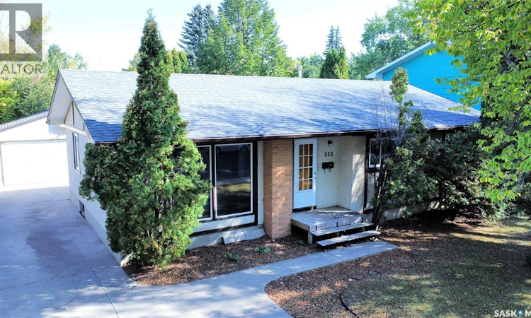 352 Carleton Drive