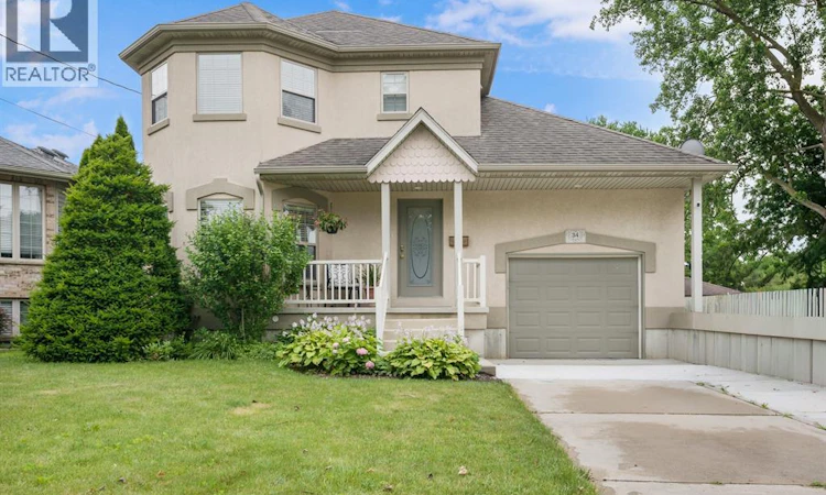 34 Queensway Drive