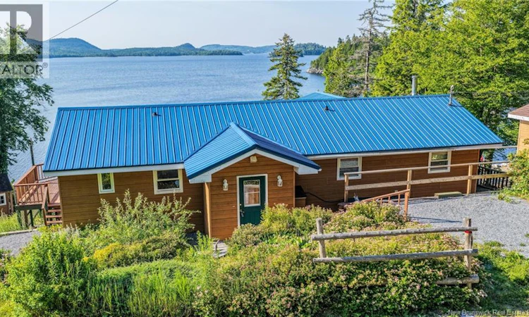 28 Eel Cove Road