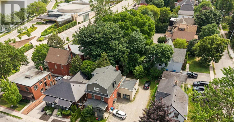 31 Waterloo Street S, Stratford, ON, N5A 4A5 - 6