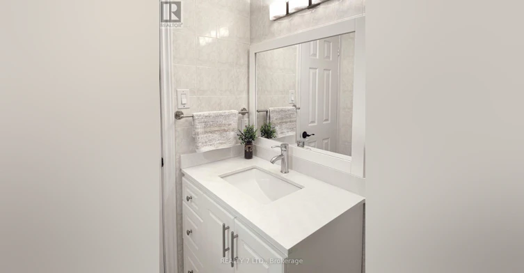 MAIN-551 Hayward Crescent, Milton, ON, L9T 4P2 - 10