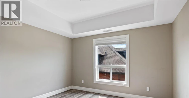 305-955 Ouellette Avenue, Windsor, ON, N9A 4J5 - 13
