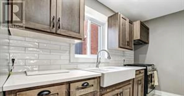 123 Erie Street, St. Thomas, ON, N5R 2N1 - 10