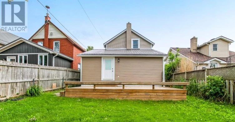 123 Erie Street, St. Thomas, ON, N5R 2N1 - 22