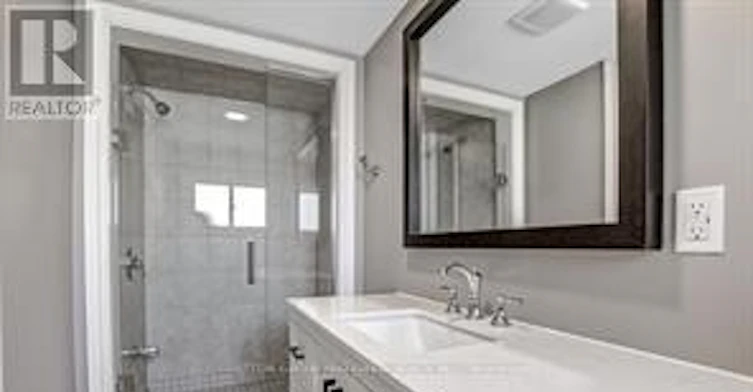 123 Erie Street, St. Thomas, ON, N5R 2N1 - 7