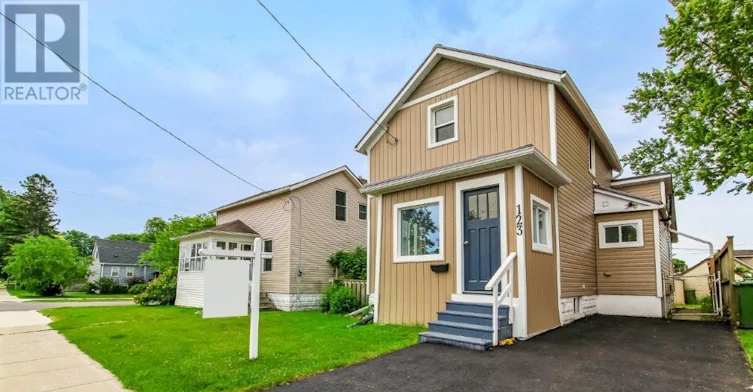 123 Erie Street, St. Thomas, ON, N5R 2N1