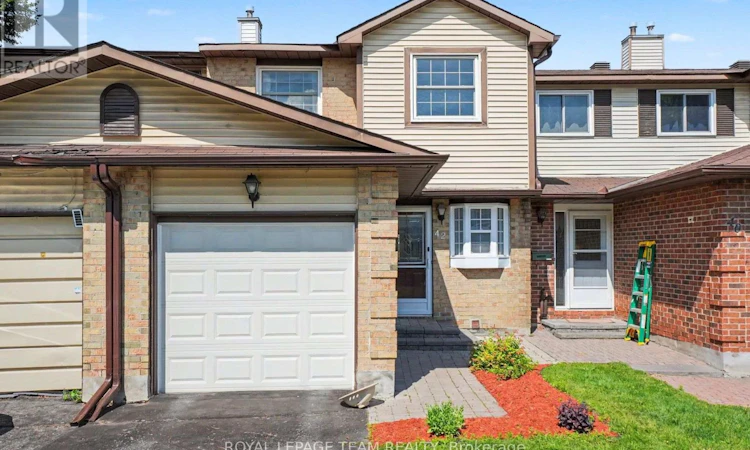 42 Sundback Lane