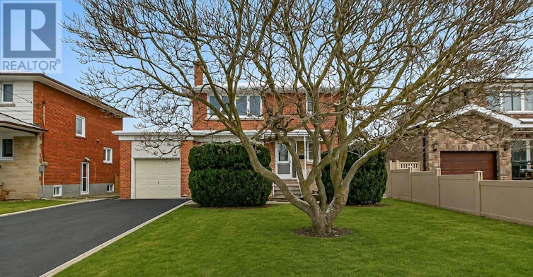 25 Sage Avenue, Toronto, ON, M6B 3W4