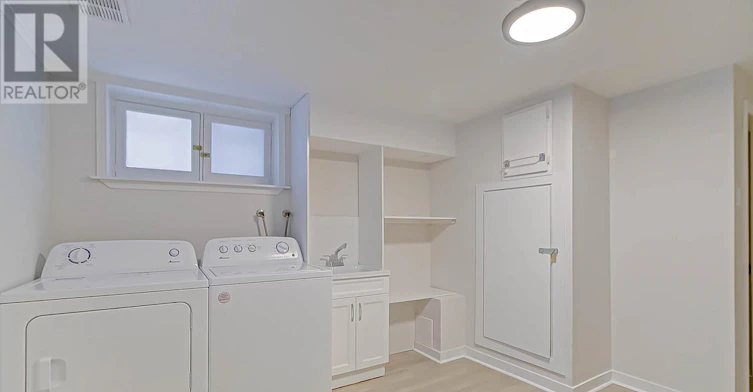 25 Sage Avenue, Toronto, ON, M6B 3W4 - 18