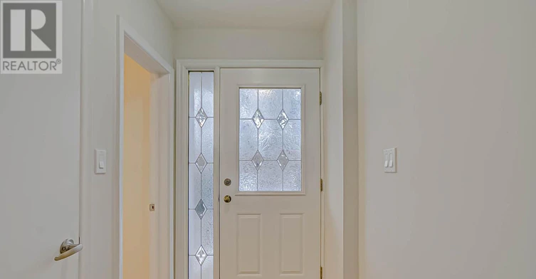 25 Sage Avenue, Toronto, ON, M6B 3W4 - 2