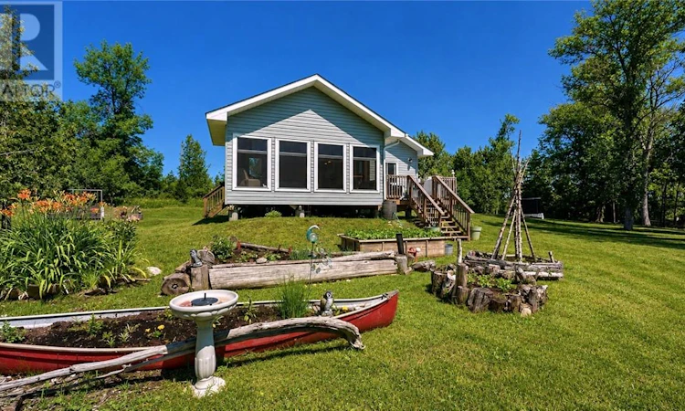982 Lakeshore