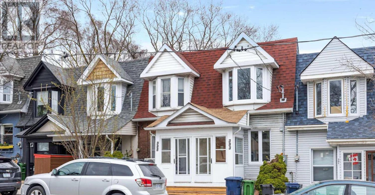 UPPER-393 Jones Avenue, Toronto, ON, M4J 3G5